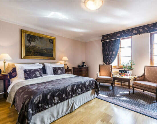 Chase royal living at the luxury hotels in Prague