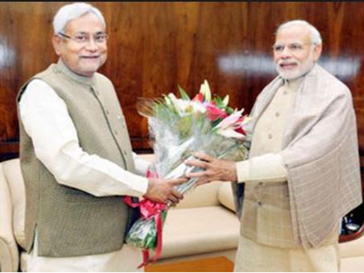 Nitish urges PM to order liquor ban in BJP-ruled states