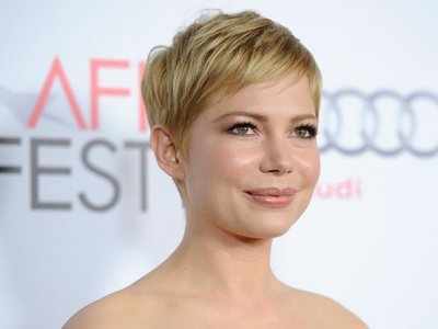 Michelle Williams Is an Inspiration for Any Woman Who's Trying to Grow Out  Short Hair