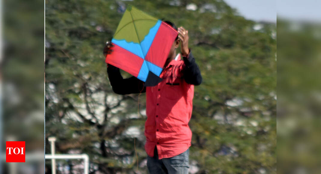 Chinese Manja ‘Chinese’ kite string slashes man's throat in Ujjain