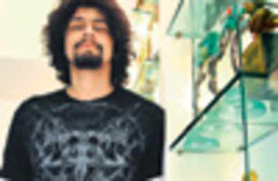 A book changed Sonu Nigam's life