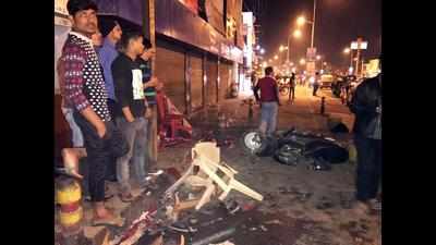 3 injured as SUV crashes into footpath