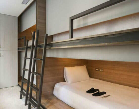 Bouti City Capsule Inn