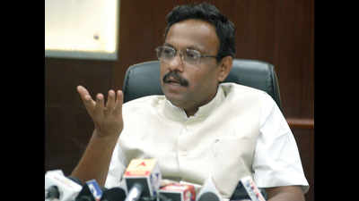 Tawde hints at major reforms in education sector
