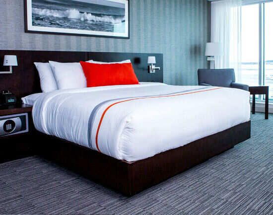 The Grand Winnipeg Airport Hotel