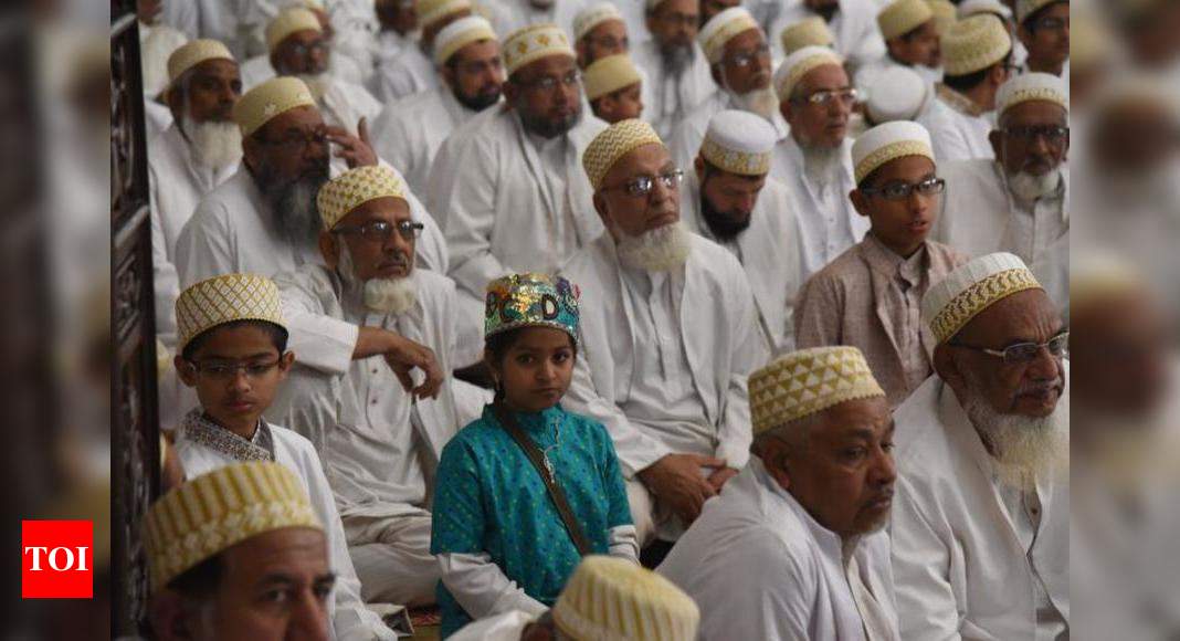 Syedna Mufaddal Saifuddin stresses on uplift of Dawoodi Bohras ...