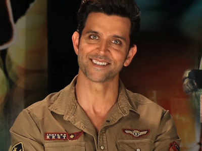 Hrithik Roshan opens up about his next film titled 'Super 30'!