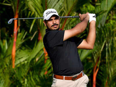 Bhullar makes fine start in Singapore with three-under 68