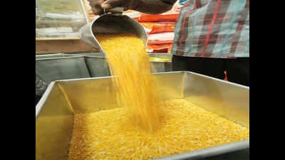 Traders to lose licence for buying tur dal below MSP