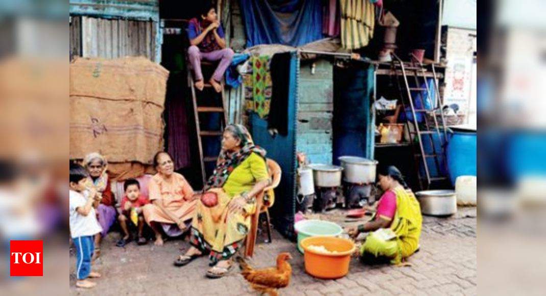 Handloom hub now marked by dilapidated buildings, encroached roads ...