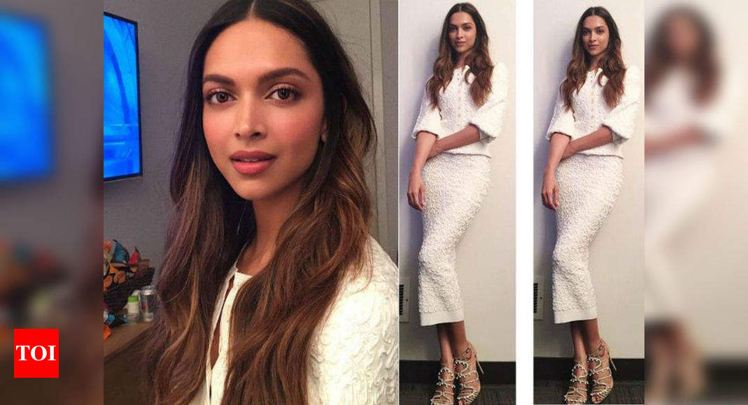 Deepika Padukone Deepika Padukone Rocks Hollywood With The Monochrome Trend Times Of India