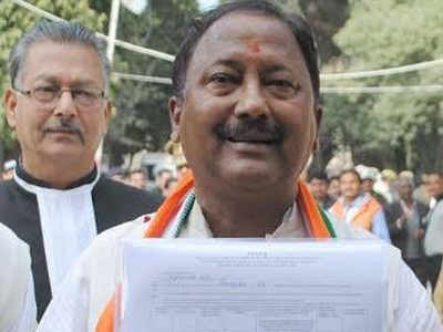 With pact yet to be announced, Congress leader and Mathura MLA files papers