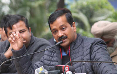 Arvind Kejriwal Election Commission Censures Arvind Kejriwal For Bribe Remarks At Goa Poll Arvind Kejriwal Election Commission Censures Arvind Kejriwal For Bribe Remarks At Goa Poll