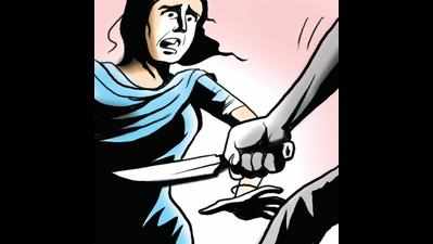 Odhav man stabs wife 12 times, commits suicide; woman survives