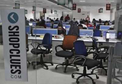 'Pushed Back' by demonetisation, ShopClues defers its IPO plan