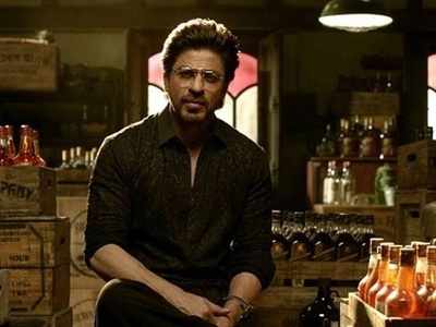 shahrukh khan pathani suit in raees