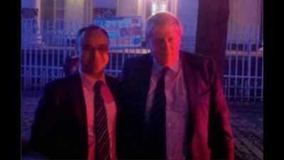 UK foreign secretary takes a 'ghost walk' in BBD Bag