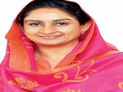 AAP opportunists, Akali Dal returning to power: Harsimrat Kaur Badal