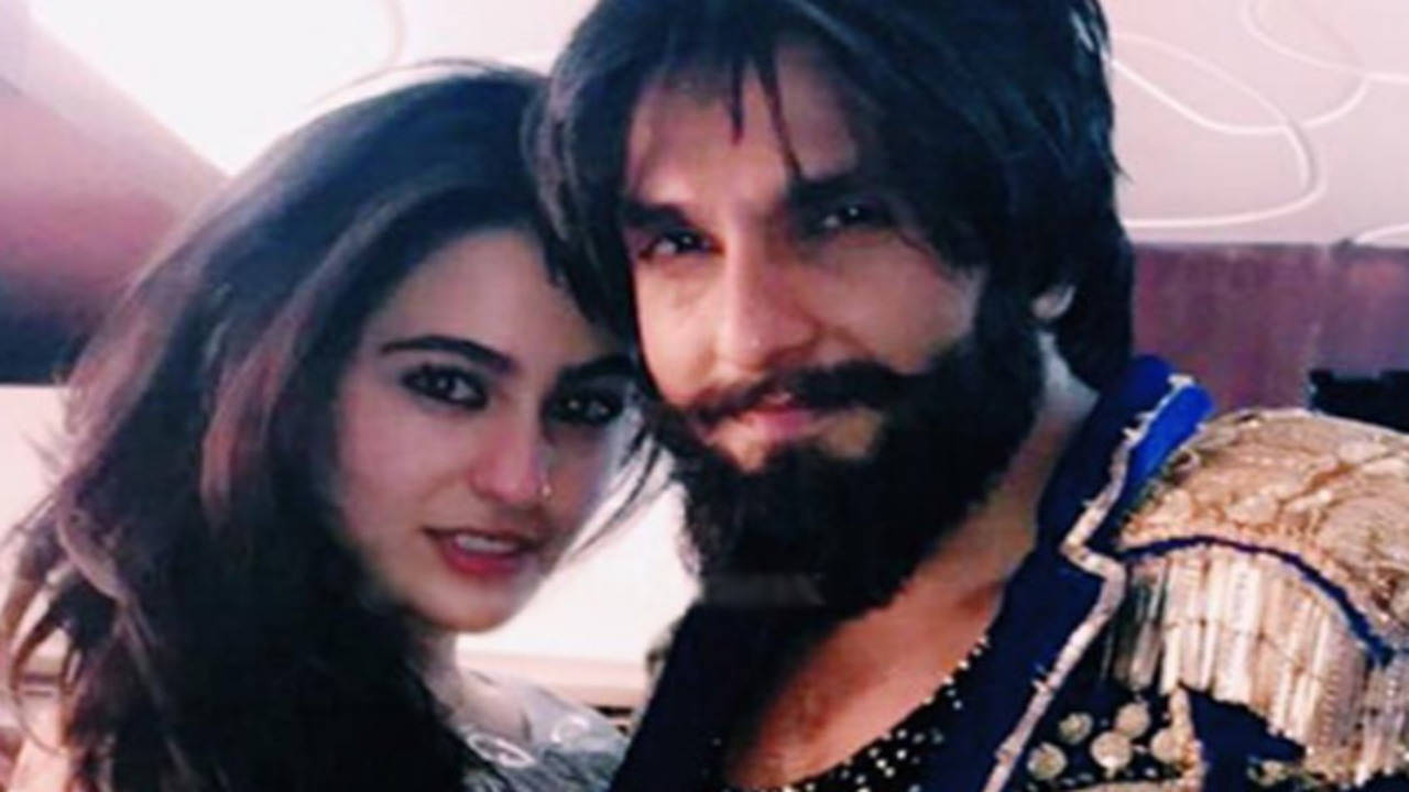 Sara Ali Khan Sex And Xxx - Ranveer Singh and Sara Ali Khan's picture is a treat for sore eyes | Hindi  Movie News - Times of India