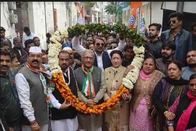 BJP and AAP playing divisive politics: Khurshid Ahmad