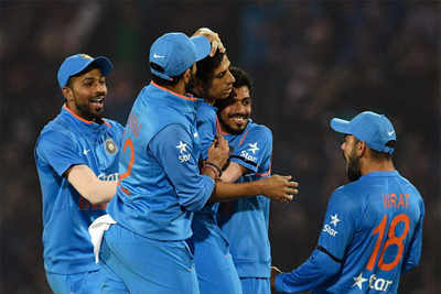 India Vs England 2nd T20I: Nehra, Jasprit Bumrah Star As India Seal ...