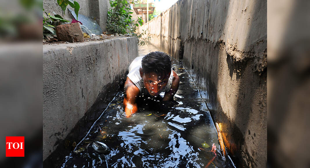 Manual Scavenging: Form panel on manual scavenging: HC to government ...