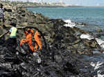 Massive cleaning operations after Chennai oil spill