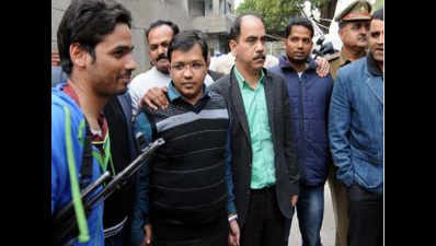 'Like' scam: Noida man dupes 6 lakh people of Rs 3,700 crore