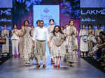 Lakme Fashion Week '17: Day 5 - Vrisa