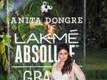 Grand Finale LFW '17: Kareena steals the show as showstopper for Anita Dongre!
