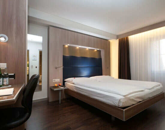 Save money, plan a perfect backpackers&rsquo; with these budget hotels in Zurich
