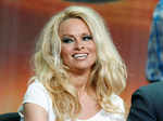 Pamela Anderson dating Wikileaks founder?