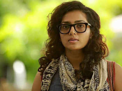 Kerala9.com News & Gallery - Parvathy Thiruvothu latest pics  https://www.kerala9.com/gallery/parvathi-menon/ #parvathy #actress #photos # new | Facebook