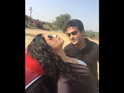 Awww: This is how Kavita Kaushik introduced her husband on Twitter