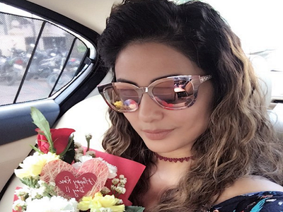 Hina Khan aka Akshara celebrates Rose Day with rumoured boyfriend Rocky Singh