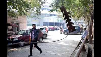 Dangling live wires in hospital compound, infra in a mess