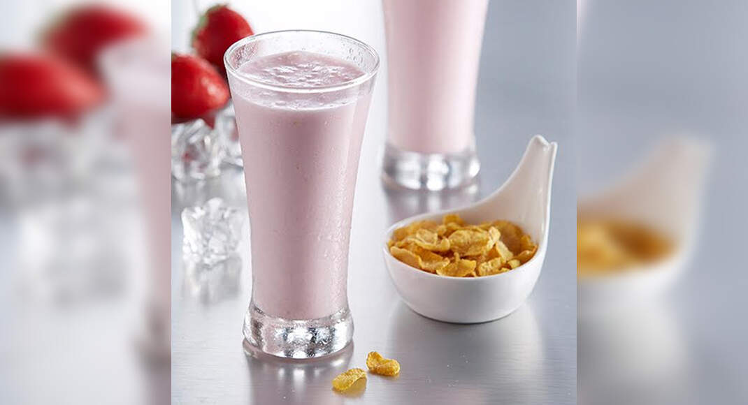 Cornflakes Strawberry Milkshake Recipe: How to Make Cornflakes ...