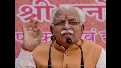 Manohar Lal Khattar administers oath to new RSC commissioner