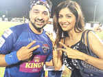 Shilpa Shetty's Valentine kiss for Raj!