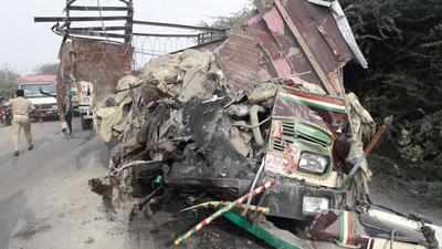 Three killed as trailer, truck collide