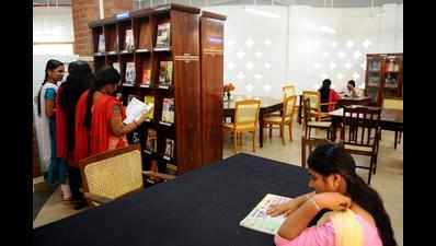 Woman’s College gets centralized library