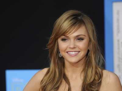 Aimee Teegarden didn't like her life-sized dummy during 'Rings'