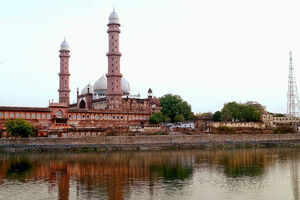 10 reasons to visit Bhopal