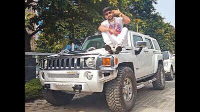 Fazilpuria Noida: Fazilpuria : Noida crowd is crazy; not as formal as ...