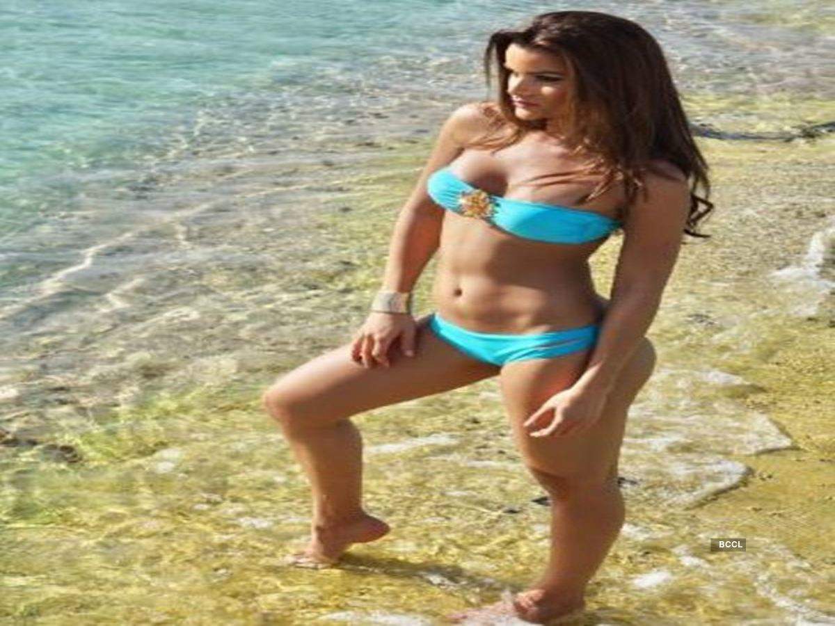 Sizzling bikini clicks of Clarissa Molina that will leave you speechless