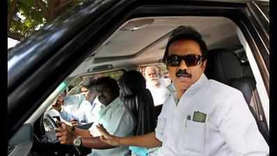 TN police can guard MLAs in resort but can’t protect girls, Stalin says