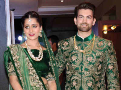 A star-studded wedding reception for Neil Nitin Mukesh and Rukmini Sahay!