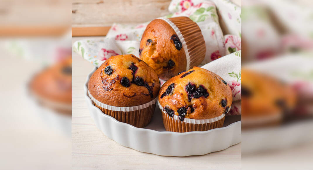 Blueberry Muffin Recipe: How to Make Blueberry Muffin Recipe | Homemade Blueberry Muffin Recipe