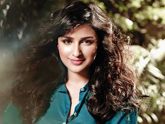 REVEALED! Here’s what Parineeti’s role in ‘Golmaal Again’ is all about