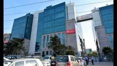 Snapdeal staff reduced to half, work takes a hit